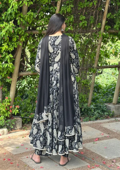 Black & White Paisley Print Anarkali Kurta with Dupatta