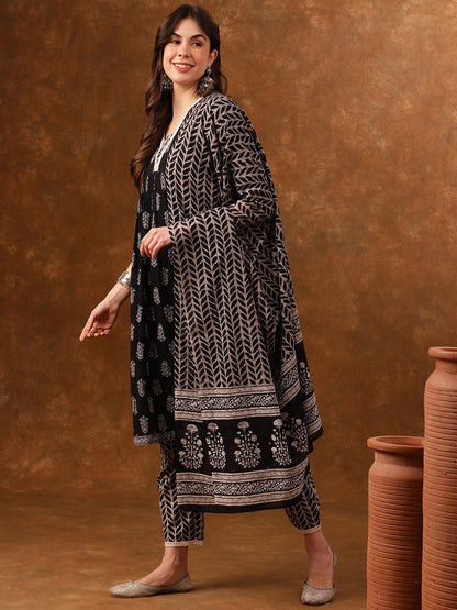 Elegant Black Printed Kurta Set with Dupatta