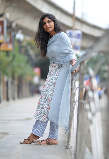 Graceful White & Blue Floral Printed Kurta Set