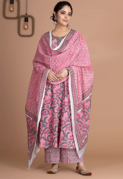 Elegant Pink Floral Three-Piece Traditional Outfit